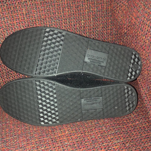 Women’s sparkle black AIRWALK slip on shoes size 6.5. new!! - Picture 5 of 6